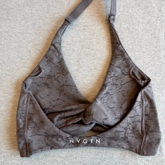 NVGTN Breakthrough Seamless Set Leggings XS and Sports Bra S - Picture 5 of 8